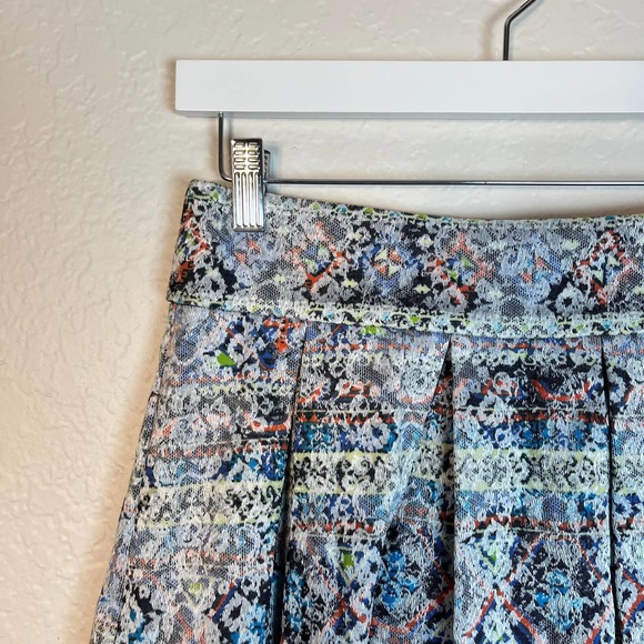 Parker Size 6 Multicolored Geometric Flare Pleated Mini Skirt - Picture 4 of 7